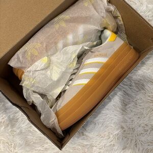 Girls Adidas Gazelle Sneakers in Yellow and Cream